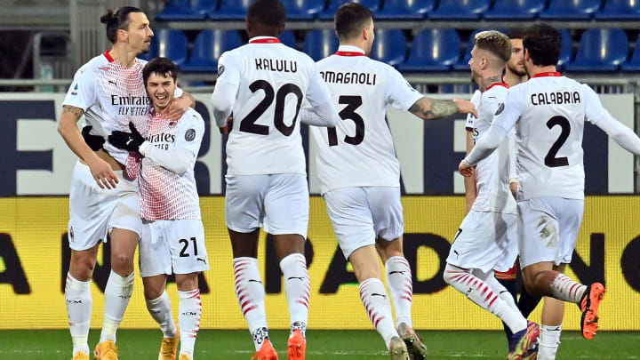 L'esultanza di Ibrahimovic dopo un gol siglato al Cagliari 