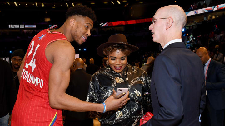 La NBA permitirá que los jugadores puedan llevar amigos a la burbuja