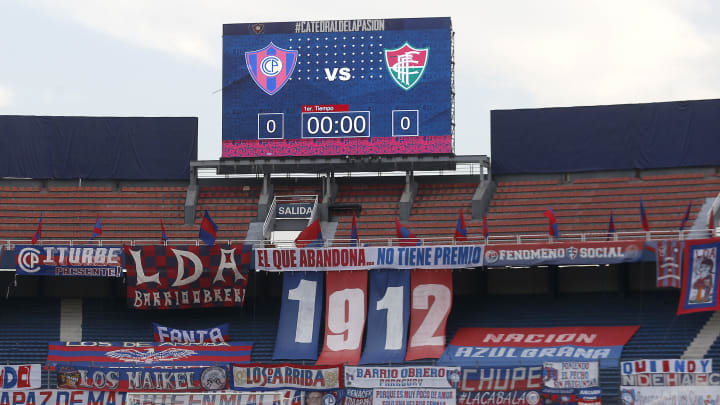 Cerro errou no escudo do Fluminense Cerro errou no escudo do Fluminense