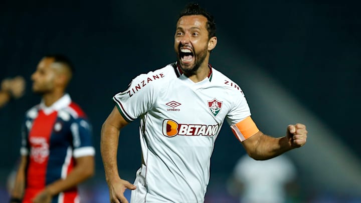 Nenê, Joaquín, Maxi Rodríguez e mais: confira uma seleção de jogadores com mais de 40 anos. 