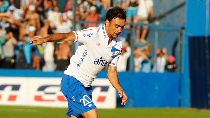 Álvaro Recoba