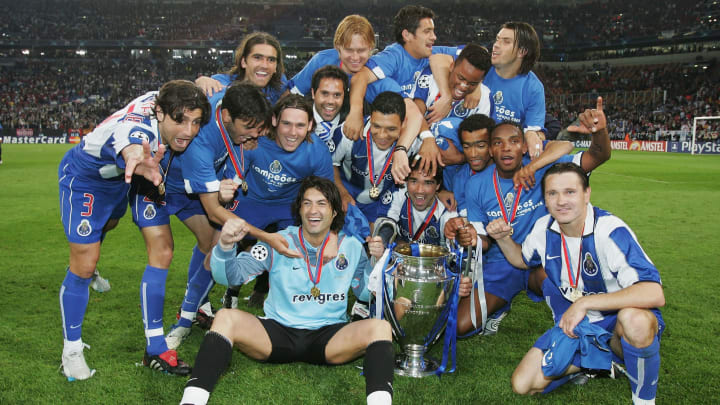 Le FC Porto remporte la C1 en 2004 à la surprise générale