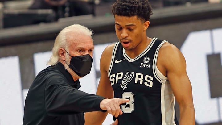 Keldon Johnson estará bajo el mando de Popovich
