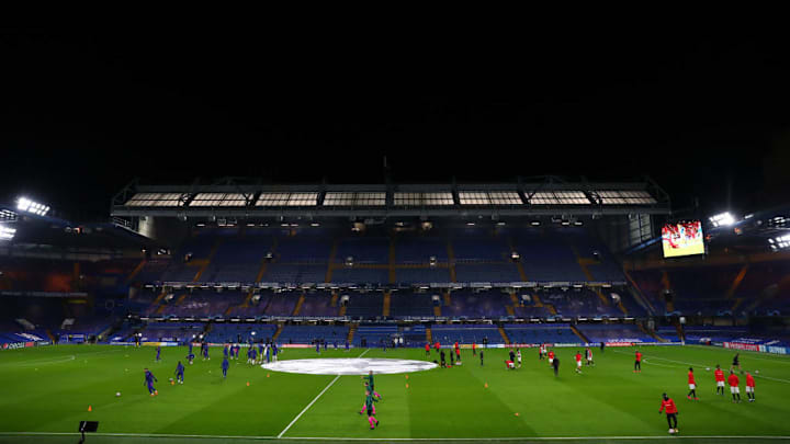 Premier League em Stamford Bridge. 
