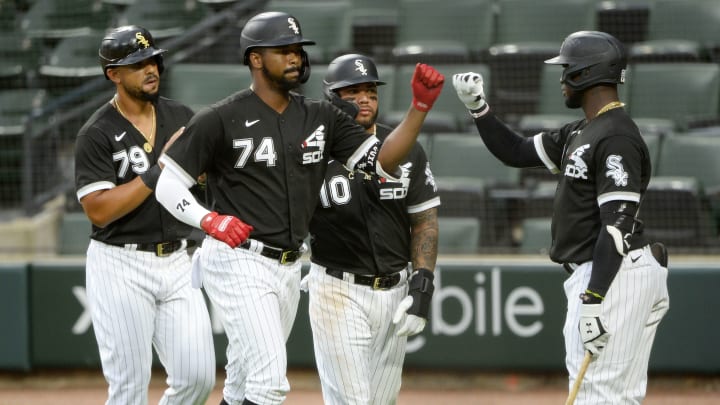 Los Medas Blancas ganaron con cuatro cubanos en el campo