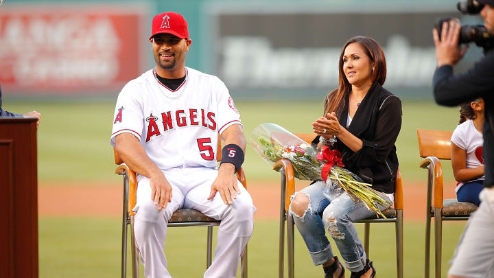 Pujols y su esposa dirigen varias fundaciones 