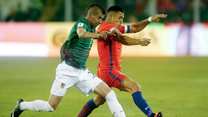 Alexis Sanchez, Juan Arce