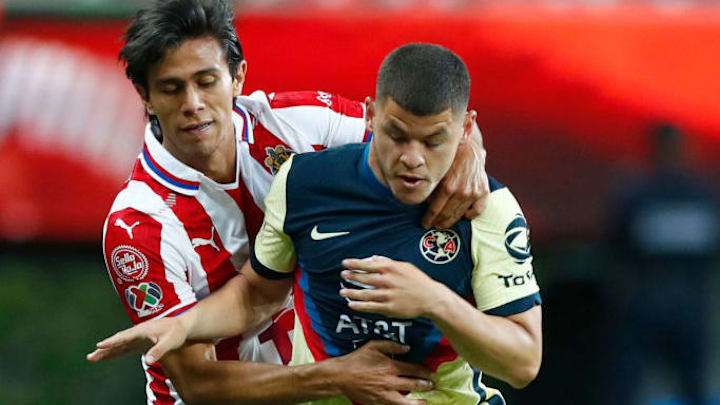 José Macías, Richard Sánchez