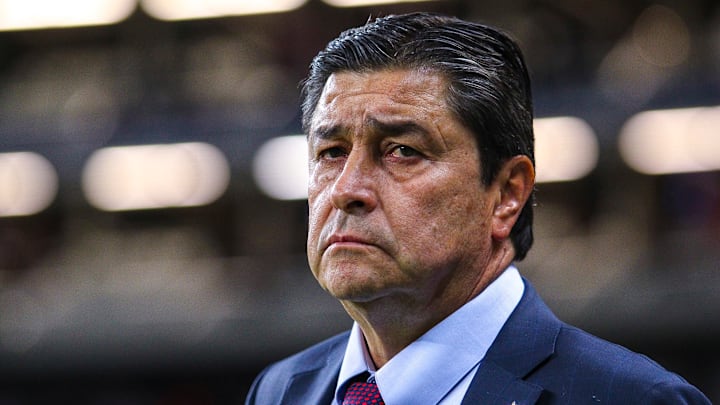 El estratega Luis Fernando Tena está entre los candidatos a dirigir la selección de Guatemala.