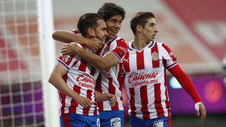 Ricardo Angulo, José Juan Macías e Isaác Brizuela fueron vitales para salvar el empate 2-2 ante Necaxa.