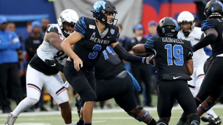 Cincinnati v Memphis