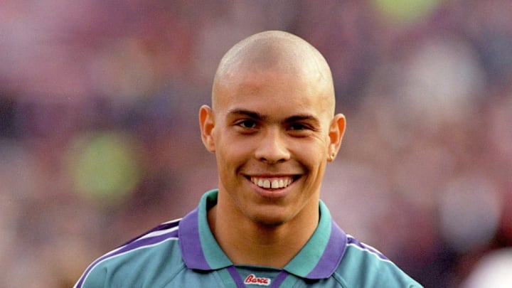 Ronaldo llegó al Barcelona con 19 años