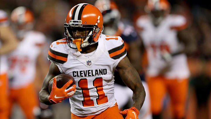 Antonio Callaway en una acción en el partido entre Cleveland Browns y Denver Broncos de la NFL