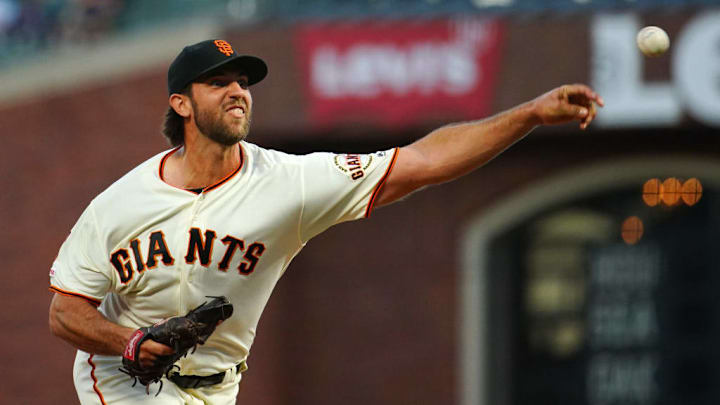 Bumgarner throwing to the Rockies