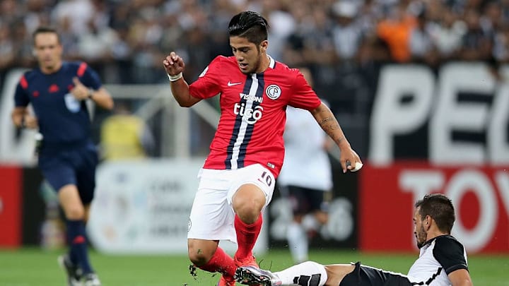 Corinthians v Cerro Porteno - Copa Bridgestone Libertadores 2016