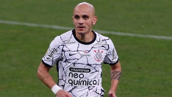 Fabio Santos Corinthians 