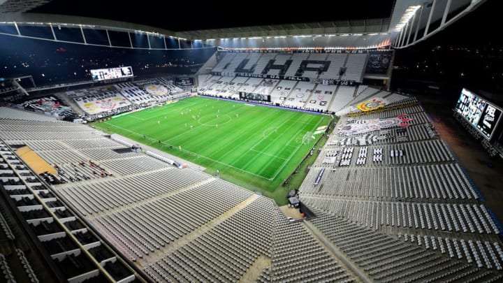 Gaviões da Fiel diz estar a disposição para manutenção e limpeza da Arena Corinthians.
