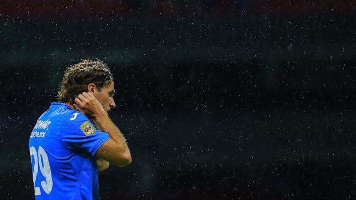 Santiago Giménez sigue creciendo con Cruz Azul