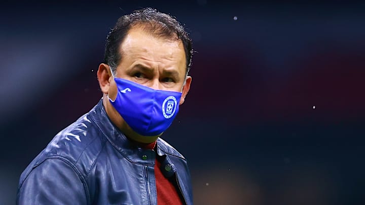 El peruano Juan Reynoso no ha podido encontrar la victoria con Cruz Azul en el Guard1anes 2021. El peruano Juan Reynoso no ha podido encontrar la victoria con Cruz Azul en el Guard1anes 2021.
