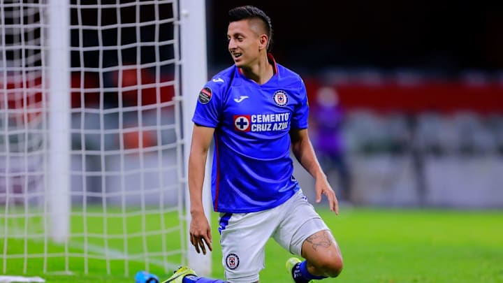 Roberto Alvarado con Cruz Azul