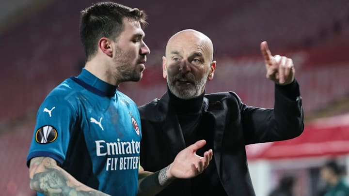 Crvena Zvezda v AC Milan  - UEFA Europa League Round Of 32 Leg One