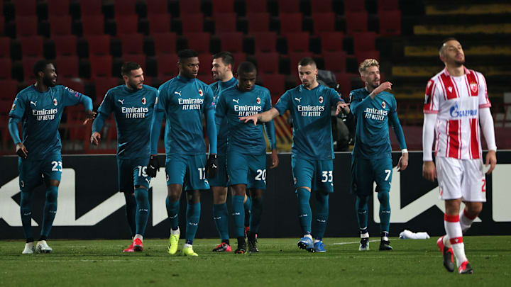 Il Milan esulta dopo la rete di Theo Hernandez