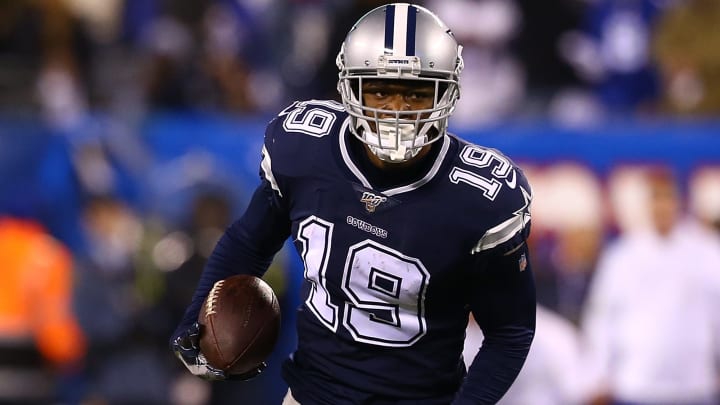 Amari Cooper de Dallas Cowboys en acción en un partido de NFL 2019 ante New York Giants