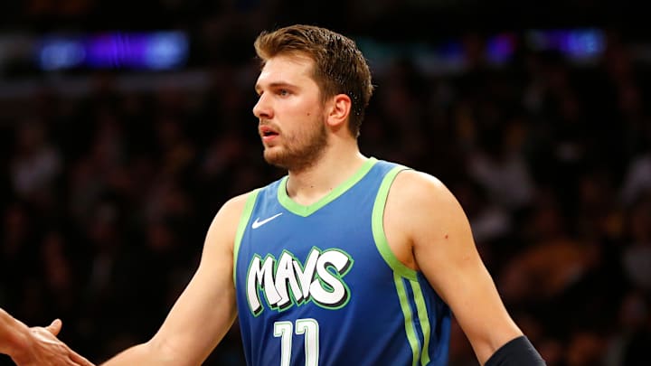 El jugador de segundo año de los Mavericks continúa demostrando que es una estrella