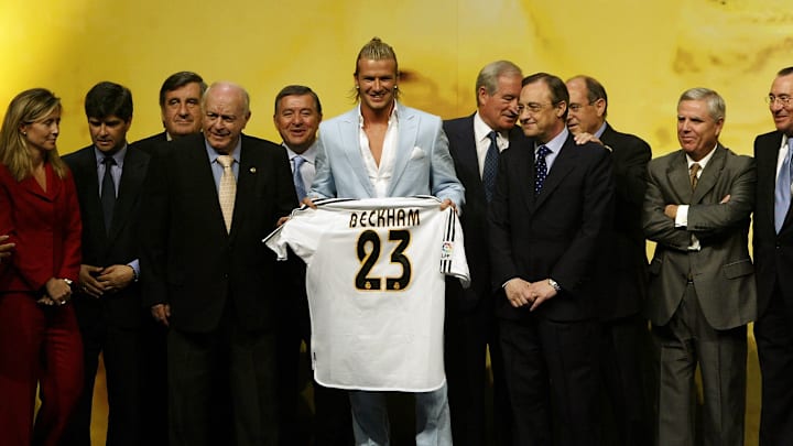 David Beckham signs for Real Madrid