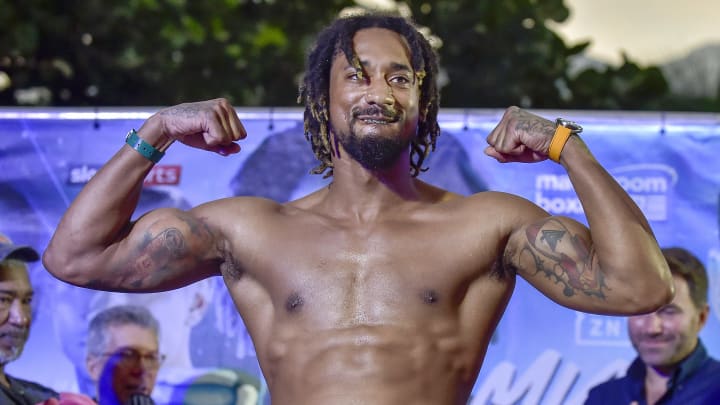 Demetrius Andrade es campeón mediano de la OMB