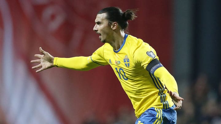 Ibrahimovic durante un partido de Suecia