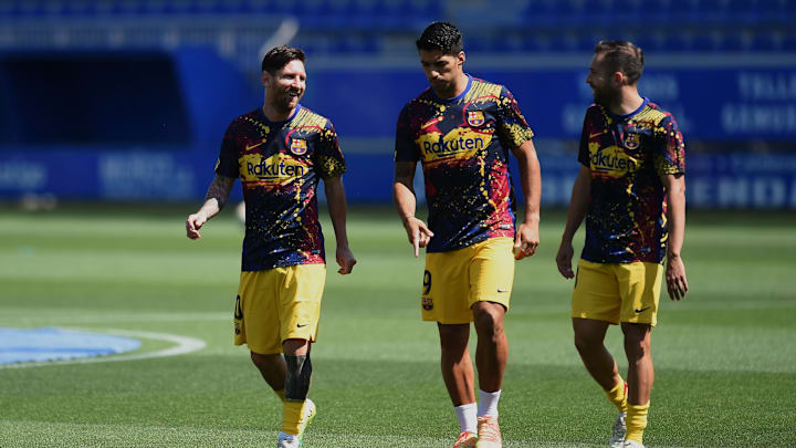 Deportivo Alaves v FC Barcelona - La Liga Deportivo Alaves v FC Barcelona - La Liga