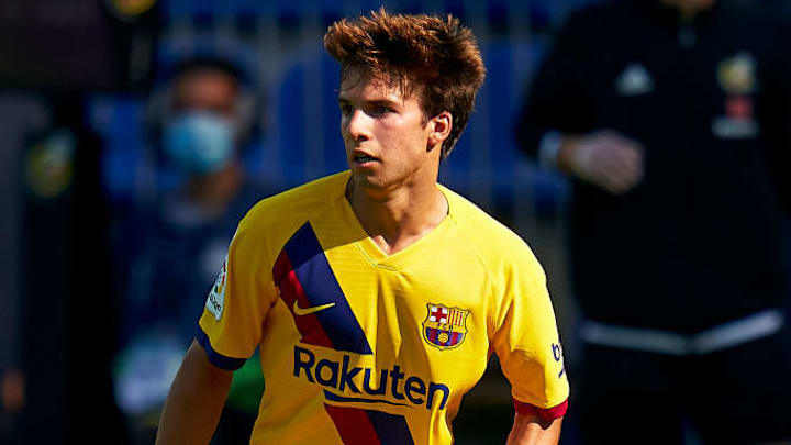 Deportivo Alaves v FC Barcelona  - La Liga