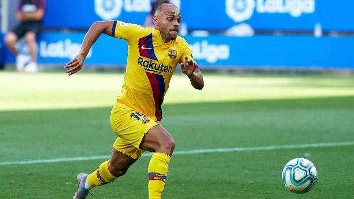 Deportivo Alaves v FC Barcelona  - La Liga
