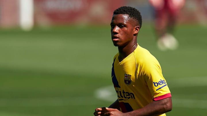 Ansu Fati durante un partido con el FC Barcelona