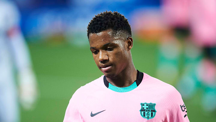 Ansu Fati avec le FC Barcelone la saison dernière - La Liga Santander Ansu Fati avec le FC Barcelone la saison dernière - La Liga Santander
