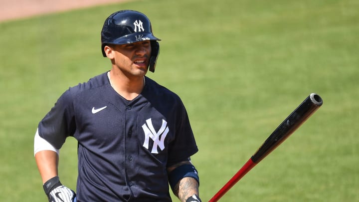 Los Yankees visitan el campamento de los Filis de Filadelfia