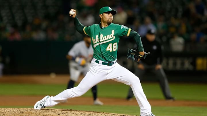 The Los Angeles Dodgers could target Oakland A's reliever Joakim Soria.