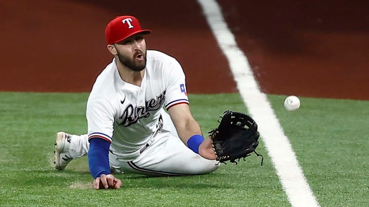 El paquete de prospectos que van a Rangers por Joey Gallo
