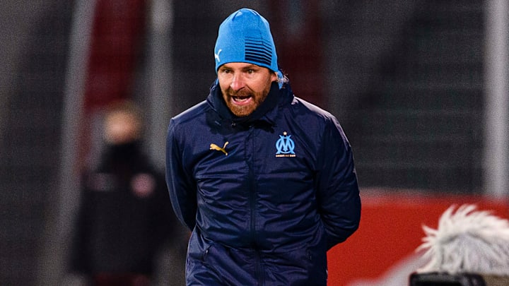 Pour Villas-Boas, la situation actuelle est ubuesque. Pour Villas-Boas, la situation actuelle est ubuesque.