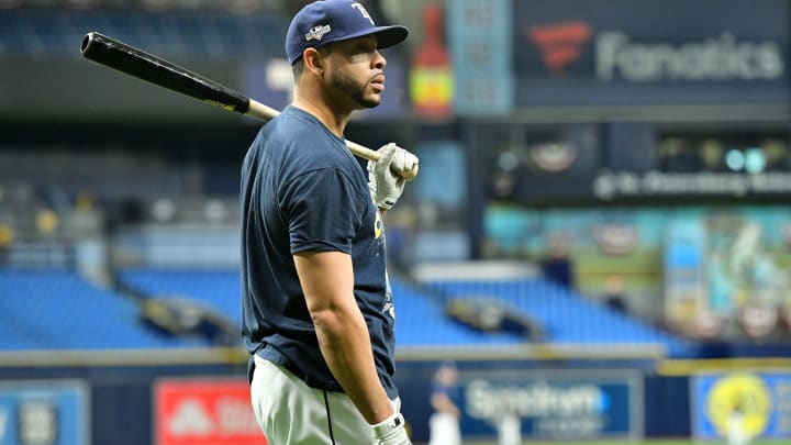 Tommy Pham en la práctica de bateo de la Serie Divisional.