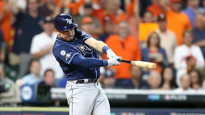 Travis D'Arnaud regresa a la División Este de la Liga Nacional al firmar con los Bravos