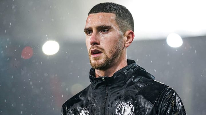 Marcos Senesi, el ex San Lorenzo que la rompe en Feyenoord.