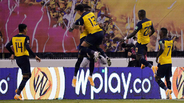 L'Equateur a écrasé la Colombie 