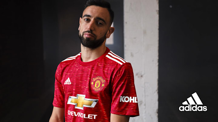 'Garbage' - Twitter Reacts as Manchester United Officially ...