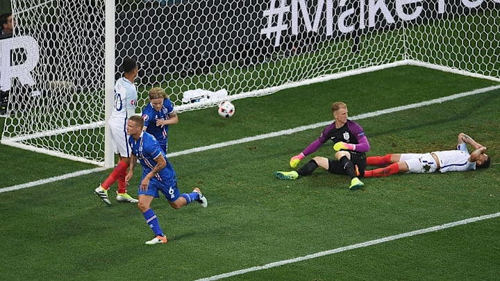 Ragnar Sigurdsson scored just one minute after England took the lead.
