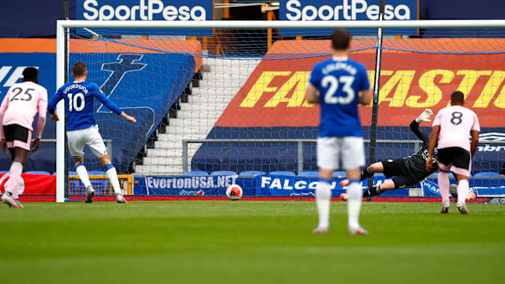 Everton FC v Leicester City - Premier League