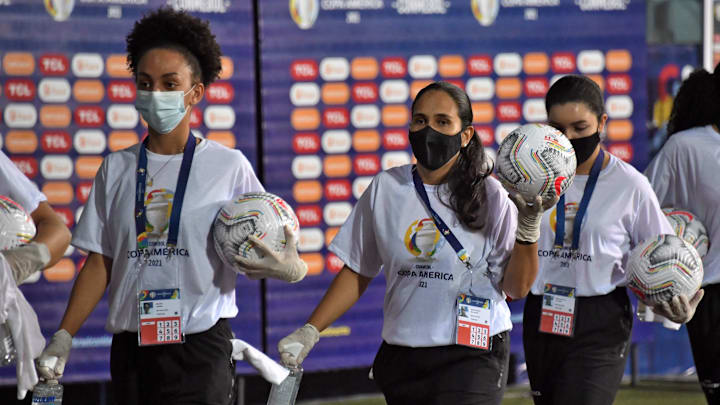 Apesar de todos os protocolos, o número de casos segue crescendo | FBL-2021-COPA AMERICA-COL-PER Apesar de todos os protocolos, o número de casos segue crescendo | FBL-2021-COPA AMERICA-COL-PER