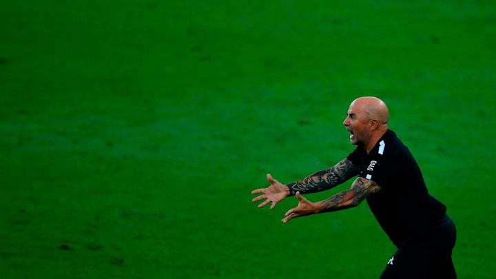 Galvão prefere ter calma com Sampaoli: “O Sampaoli não é o maior vencedor de títulos do futebol mundial”.