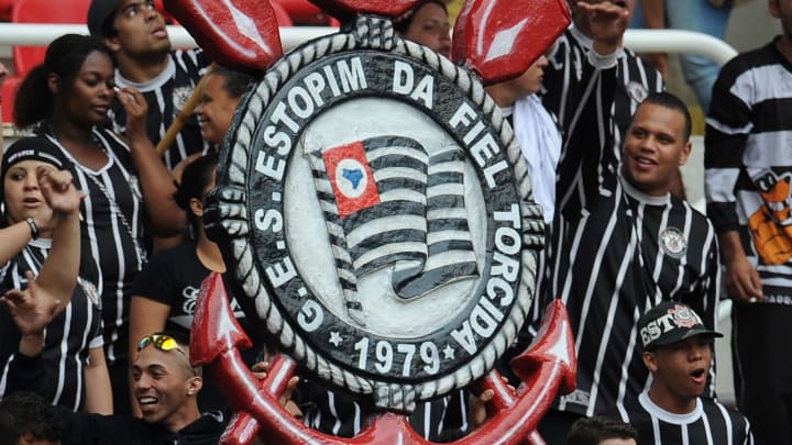 Acredita-se que a relação entre Corinthians e São Jorge venha de uma herança do Corinthian Football Club, da Inglaterra. 